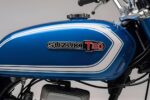 Suzuki T20: velocidad clásica, estilo retro y rendimiento confiable